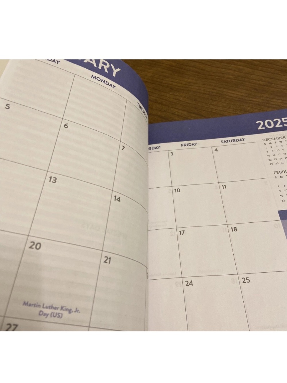 2025 Blue Cover Planner Agenda 32 Pages 6.75” X 9.5” Paperboard Lot Of 2. - Picture 5 of 5